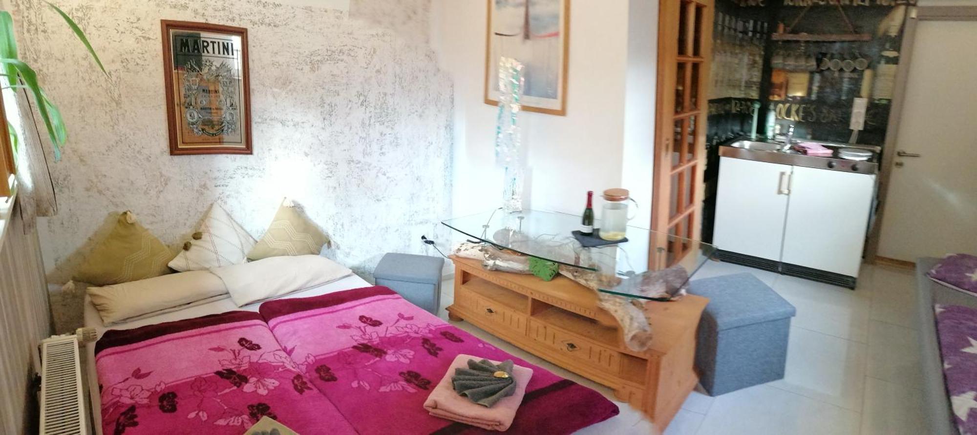 Kleines Studio Im Eichenwaeldchen, 1 Zimmer Kueche Bad Friedrichsgrun Bagian luar foto